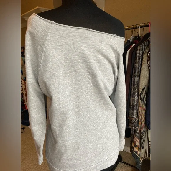 Next Level Vintage off shoulder sweatshirt, size M - Picture 7 of 11